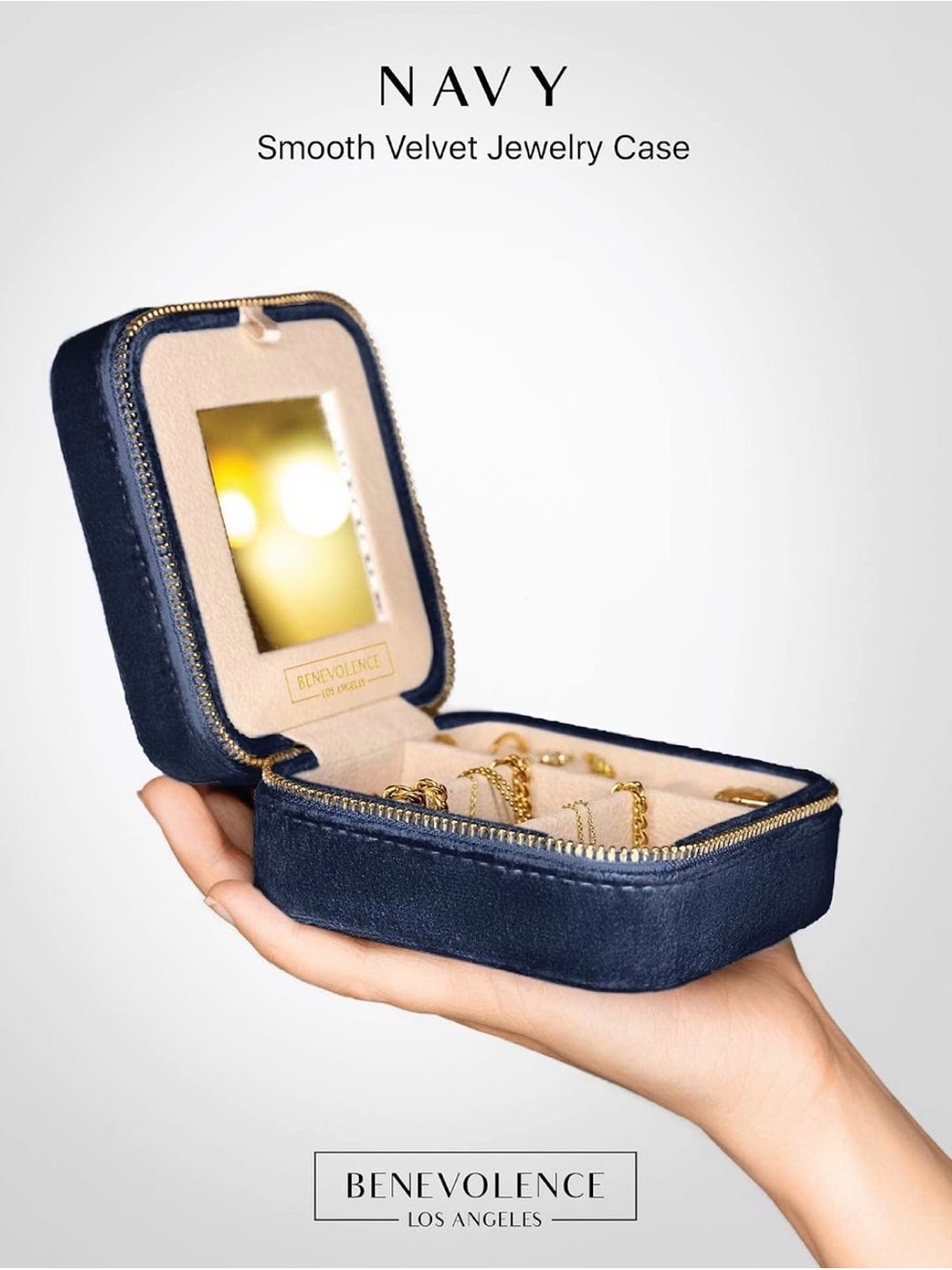 Benevolence LA Plush Velvet Jewerly Box - Travel Case Organizer with Mirror - Picture 2 of 11